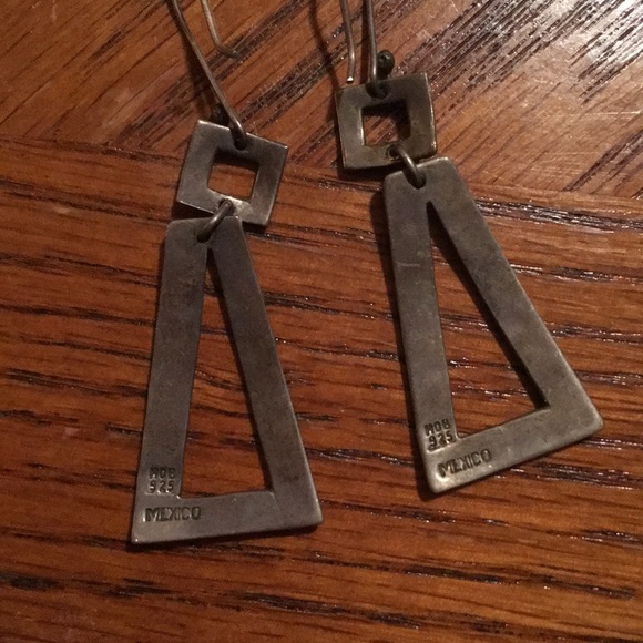 Sterling silver earrings - Picture 2 of 3